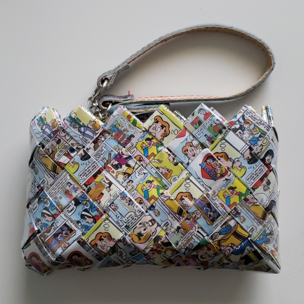 Cute, classic, small Archie wristlet